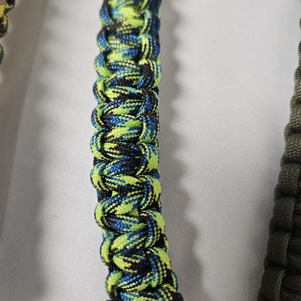 Paracord 550 Cord Keychain‎ Set with Carabiner